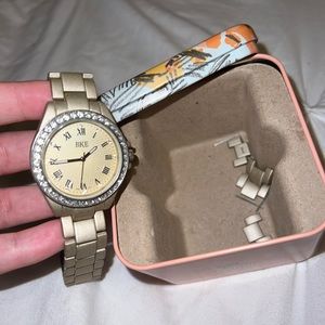 BKE women’s watch